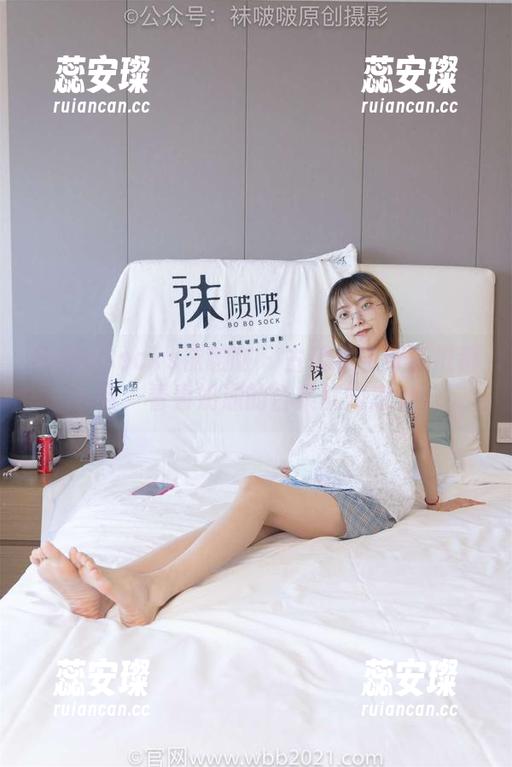 BoBoSocks袜啵啵 - 古装其实可以很都会，看看奶油的合集就知道。