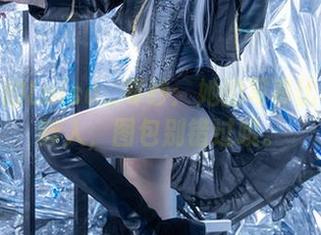 樱园里的Luisa_零纱：她的写真比樱花还醉人，图包别错过哦。