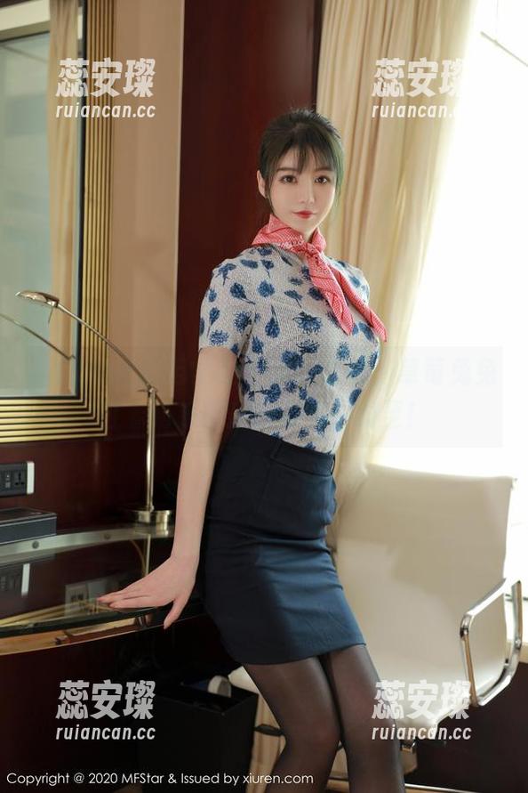 MFStar模范学院-草莓兔兔 MFStar模范学院 - 炎炎夏日,草莓兔兔扛着萌系图片合集飘然而至!