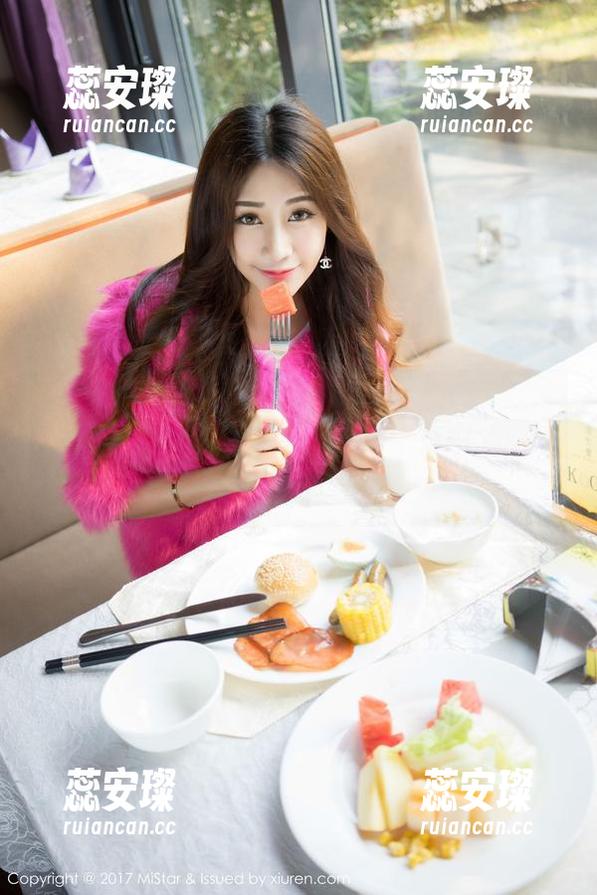 MiStar魅妍社-赵欢颜Jessica MiStar魅妍社 - 这不是普通泳池,赵欢颜Jessica高清写真集揭开了水面下的不一样!