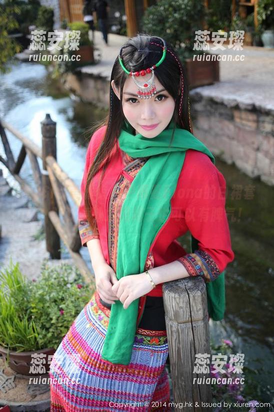 MyGirl美媛馆-伊雨蔓Fiona MyGirl美媛馆 - 伊雨蔓Fiona的白裙套图,让我意外发现裙子也可以有脾气!