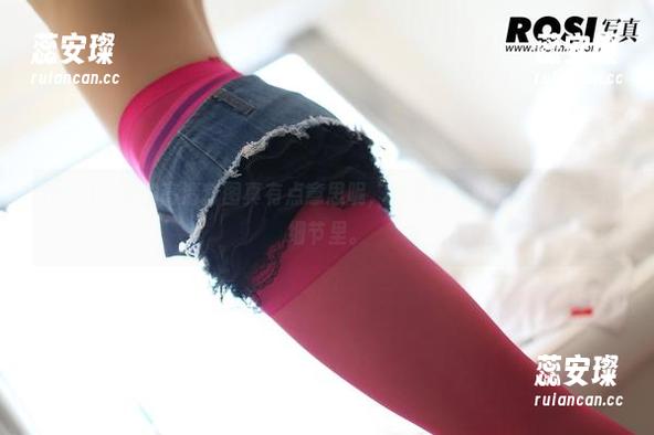 ROSI写真 ROSI少女的高清套图真有点意思呢,像是把美好藏在了每一个细节里。