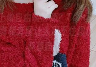 在天台上做自由摄影师？Tomiko(とみこ)的写真和套图让人忍不住想说，‘哦，真有趣！’