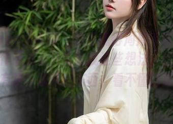 Xiuren秀人网 – 我不晓得周周不吃香菜泳池作品怎么只带给我这些想法，但总觉得还有更多隐藏的东西，看不懂的深意。