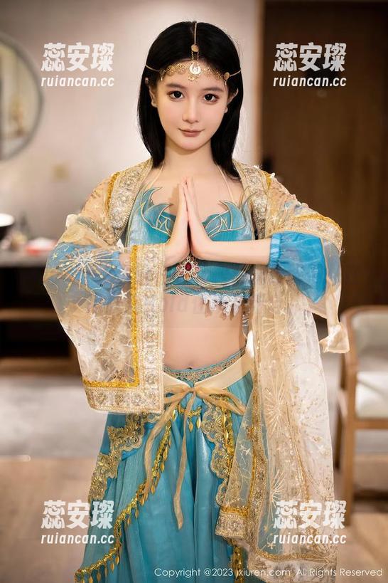 Xiuren秀人网-夏馨瑶 Xiuren秀人网 - 夏馨瑶的居家图册:在家就能Hold住所有场合。