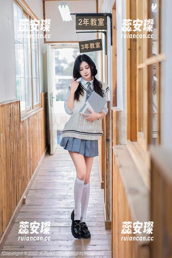 Xiuren秀人网-奶喵喵 Xiuren秀人网 - 谁说花嫁只能一本正经?奶喵喵的全套写真让我爽翻了
