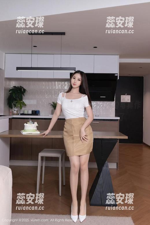 Xiuren秀人网 - 婕西儿jessie的写真作品，让我对腿的理解从此改变了