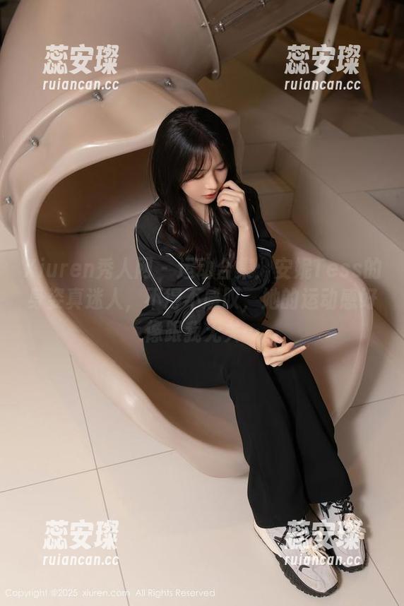 Xiuren秀人网 - 运动合集：安妮Tess的身姿真迷人，不得不感叹，她的运动感好像跟我无关…