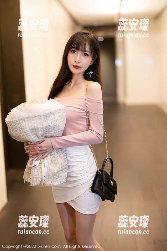 Xiuren秀人网 - 小九月的甜心写真，网盘云端的美，从未这么诱人！