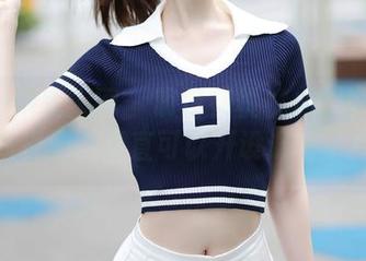 Xiuren秀人网 – 明日花桃桃+海边=图库新资源，简直可以开设课程了！
