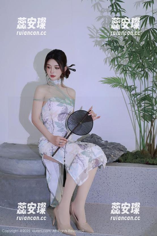 Xiuren秀人网-李雅柔182CM Xiuren秀人网 - 去大理之前,李雅柔182CM说自己是为高清资源而生;回来后,她说自己也是为了好吃的!