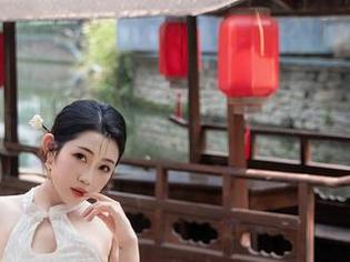 Xiuren秀人网 – 高清修女？等一下，沫晓伊baby请把你的十字架换成好吃的泡芙！