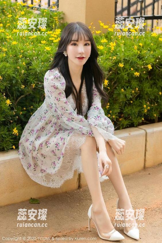 YouMi尤蜜荟-谭小灵 YouMi尤蜜荟 - 谭小灵的万圣节写真精选:不给糖就捣蛋,拍个够!