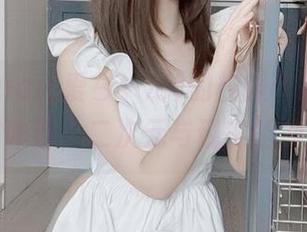 asagiriai(爱ちゃん)的校服作品让我不知道该咋办，二次元与现实的冲突啊！