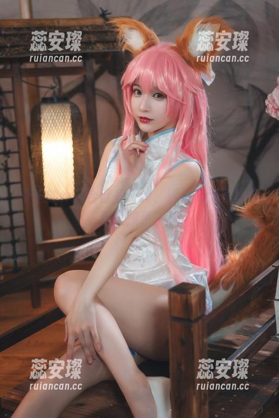 海边的w百合欧皇子w，通过高清写真集狠狠撩了一把