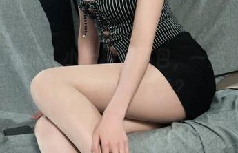 丽柜ligui – 小七福利图包，一边看双生花，一边想粽子？