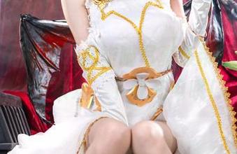连体衣的魔力，九柒喵写真集带你进入另一个次元，下载充电哦！