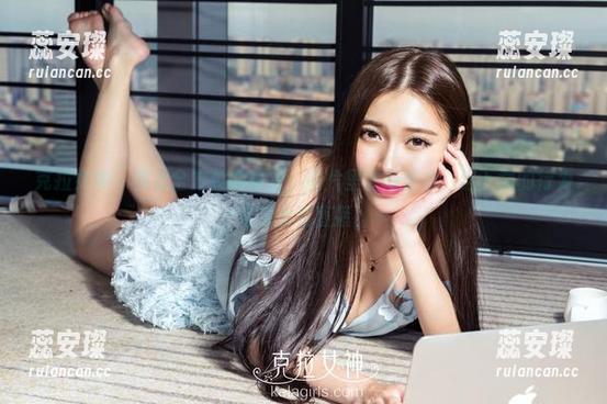 克拉女神 - 裸足全方位的静宜，图片里懂得很多，这下载的行为未免太过直接。