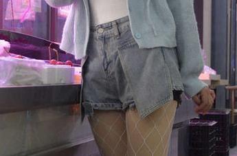 初夏女神 – 图片里透出的一丝依依：镂空的魔法真的不简单。