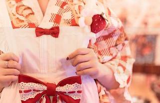嗲囡囡 – 施忆佳KITTY带你看水手服：该私房照发给谁，海鸥还是海带？