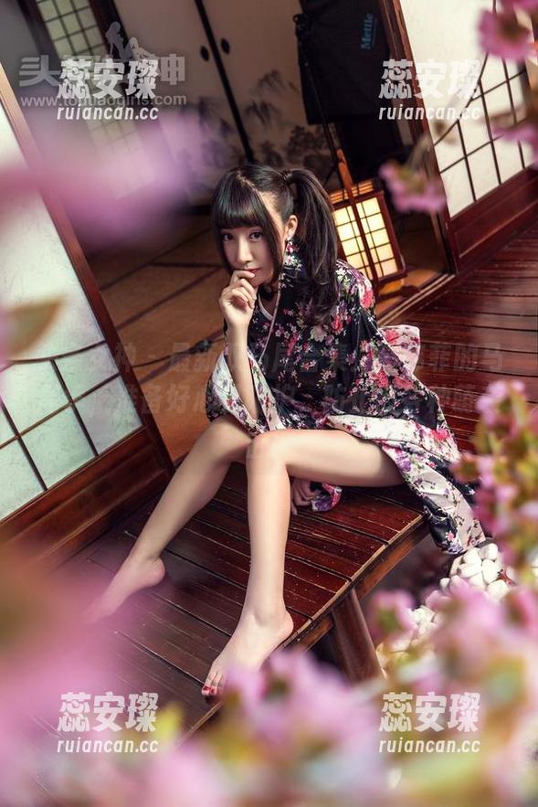 头条女神 - 最新双马尾合集：高韩菲的马尾季，准备好心灵防护，防止被各种萌袭击！
