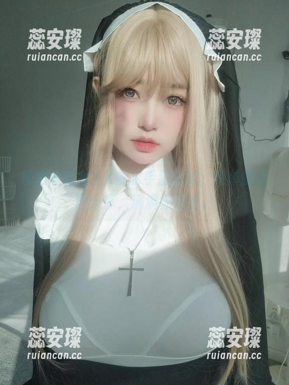 女主K 慢慢欣赏女主K的水手服妹妹,简单的原图分享,满满都是爱。