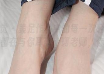 小众视觉 – 美足作品中的每一次轻轻摆动，仿佛都在与你耳语，珂老师，你真是…