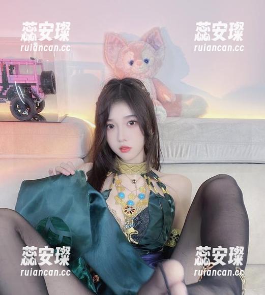 小小奶瓶儿 小小奶瓶儿的白衬衫,怎么也忘不了的美图!