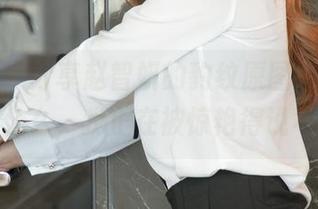 尤果网 – 分享赵智妍的豹纹原图，别问我555是什么，我正在被惊艳得说不出话。