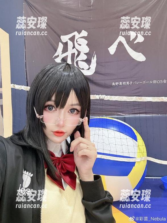 彩芸_Nebula的短裤，需要勇气的COS，不然怎么穿得那么好看？