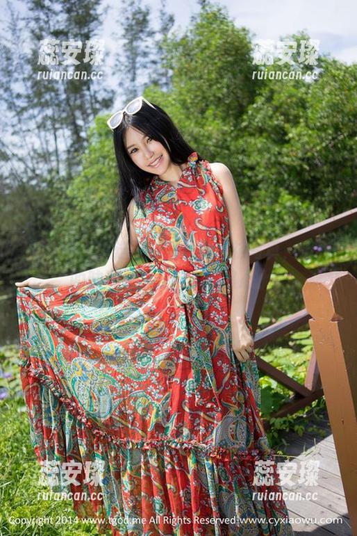 推女神 - 精选了苏糯米的棉袜写真，但我的脑海里总是乱入小黑心水。