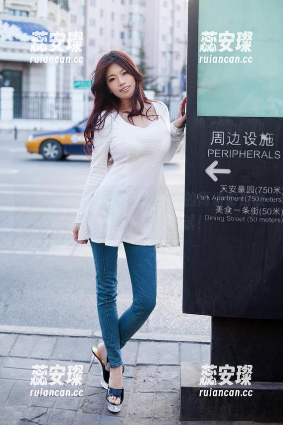 推女郎-李丽莎 推女郎 - 随便一瞥,李丽莎的高清御姐原图俘获你!不信试试!