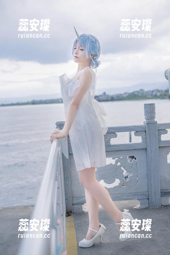 星之迟迟 星之迟迟的超凶写真作品《御主人样》,让我觉得忠犬可能是我人生最大的阴影!