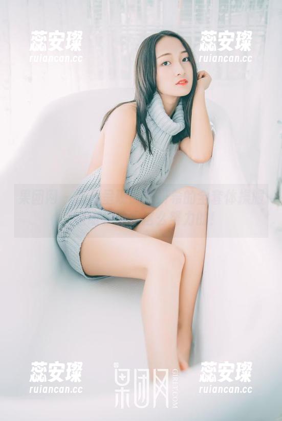 果团网-周妍希 果团网 - 作品呈现:周妍希的全套体操服,运动会没见这么努力的!