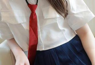 模范学院 – 更新美图，任莹樱Jenny的死库水能否让你浮起来？