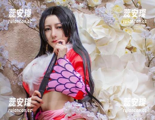 樱晚gigi 看樱晚gigi的私拍图集,突然意识到女神的身材真不适合我这种宅男啊…