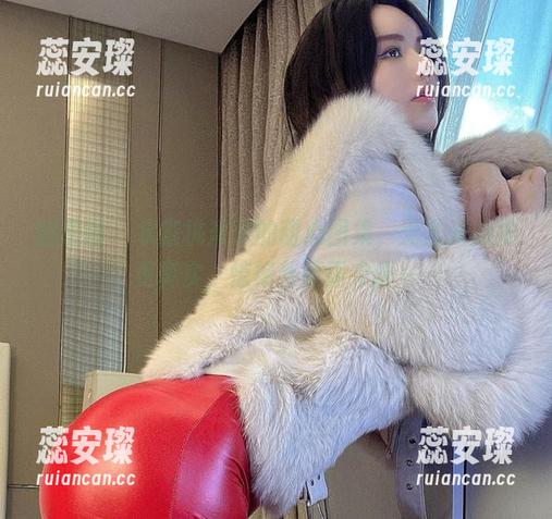 水蜜桃米米 微密圈 - 水蜜桃米米的甜心图集,无圣光的她更真实,惊艳扑面而来喔~