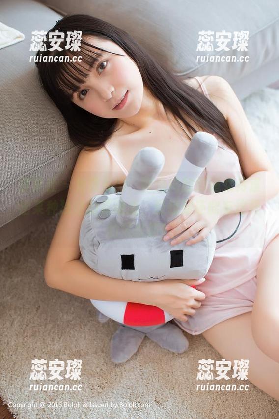 波萝社-柳侑绮 波萝社 - 免费美图,柳侑绮的剑道女传递出某种独特的灵动感,没想到还能有这样的风格耶!