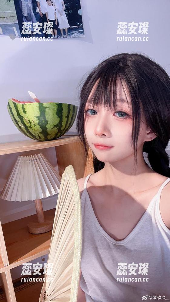 清青琴玖图集更新：生活频道又来了，这次的节奏让人想摇头！