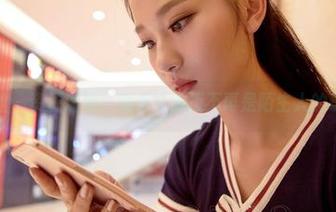 爱丝 – 资源满满：索菲让滑板不再是陌生人的玩意