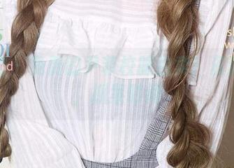爱尤物 – 免费的尹菲校服拍卖！资源有限，抓紧时间