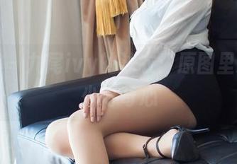 爱蜜社 – 九尾ivy的泳衣：原图里藏着多少好奇心