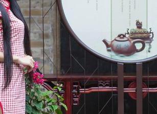爱蜜社 – 免费的资源：当“格格污巫”成为御姐的那一刻，你敢看吗？