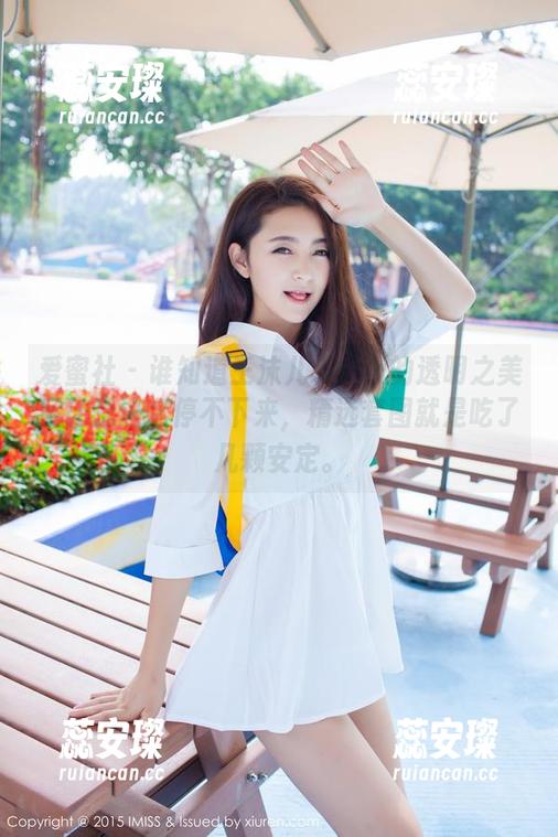 爱蜜社-王沫儿SaSa 爱蜜社 - 谁知道王沫儿SaSa的透明之美竟让我这么停不下来,精选套图就是吃了几颗安定。