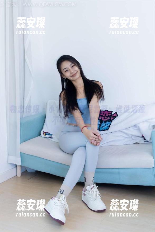 物恋传媒-小竹 物恋传媒 - 小竹的比基尼套图:谁说清凉不可以有个性?