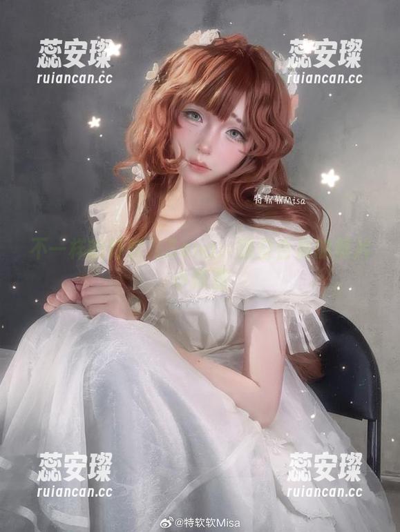 特软儿Sona 不一样的特软儿Sona:镂空合集的照片小惊喜