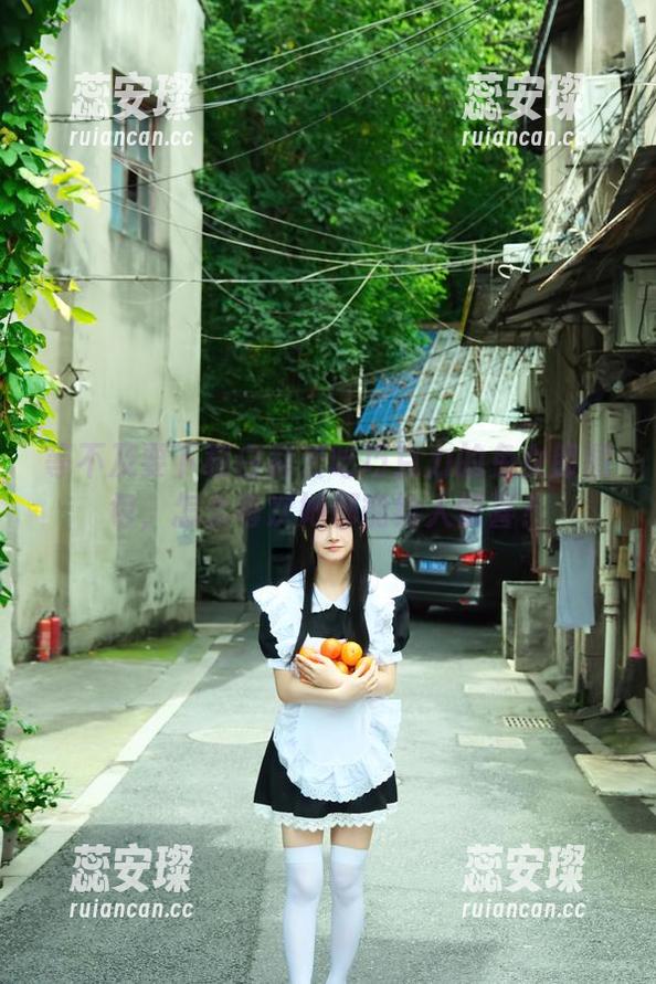 白莉爱吃巧克力 等不及要下载白莉爱吃巧克力的兔女郎图包,怎么每次她都能给人惊喜?