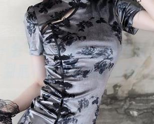 秀人网 – 会飞的小虎牙白色作品：图集中到底有多少意外的彩蛋？