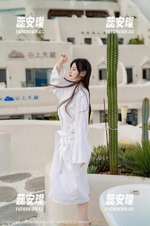 秀人网 - 制服+夏诗雯Sally=最新霸道合集：这才是我心目中的“职业装”！