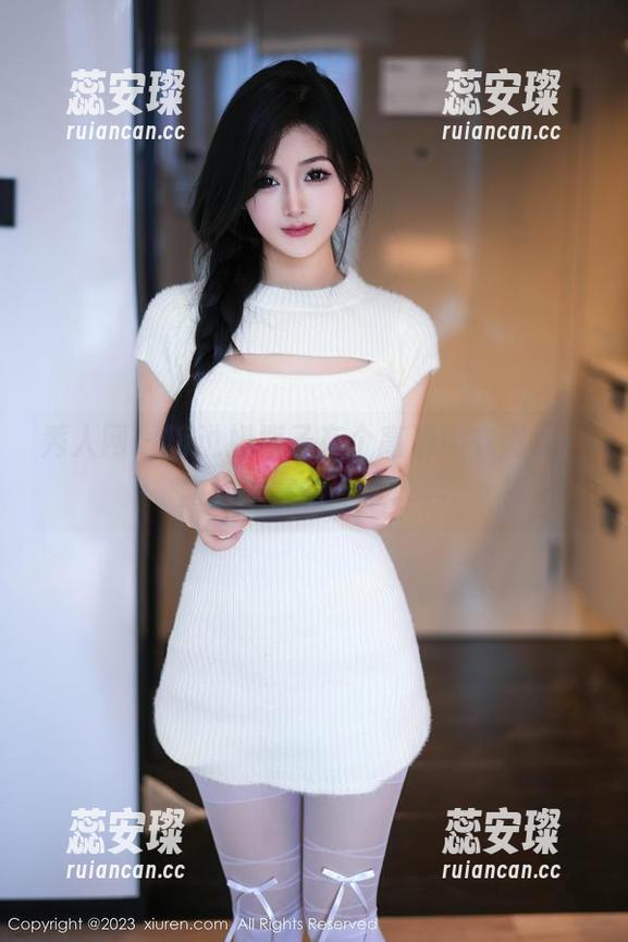 秀人网-奶瓶子 秀人网 - 听说奶瓶子有个高清内衣图集,内容丰富得令人咋舌